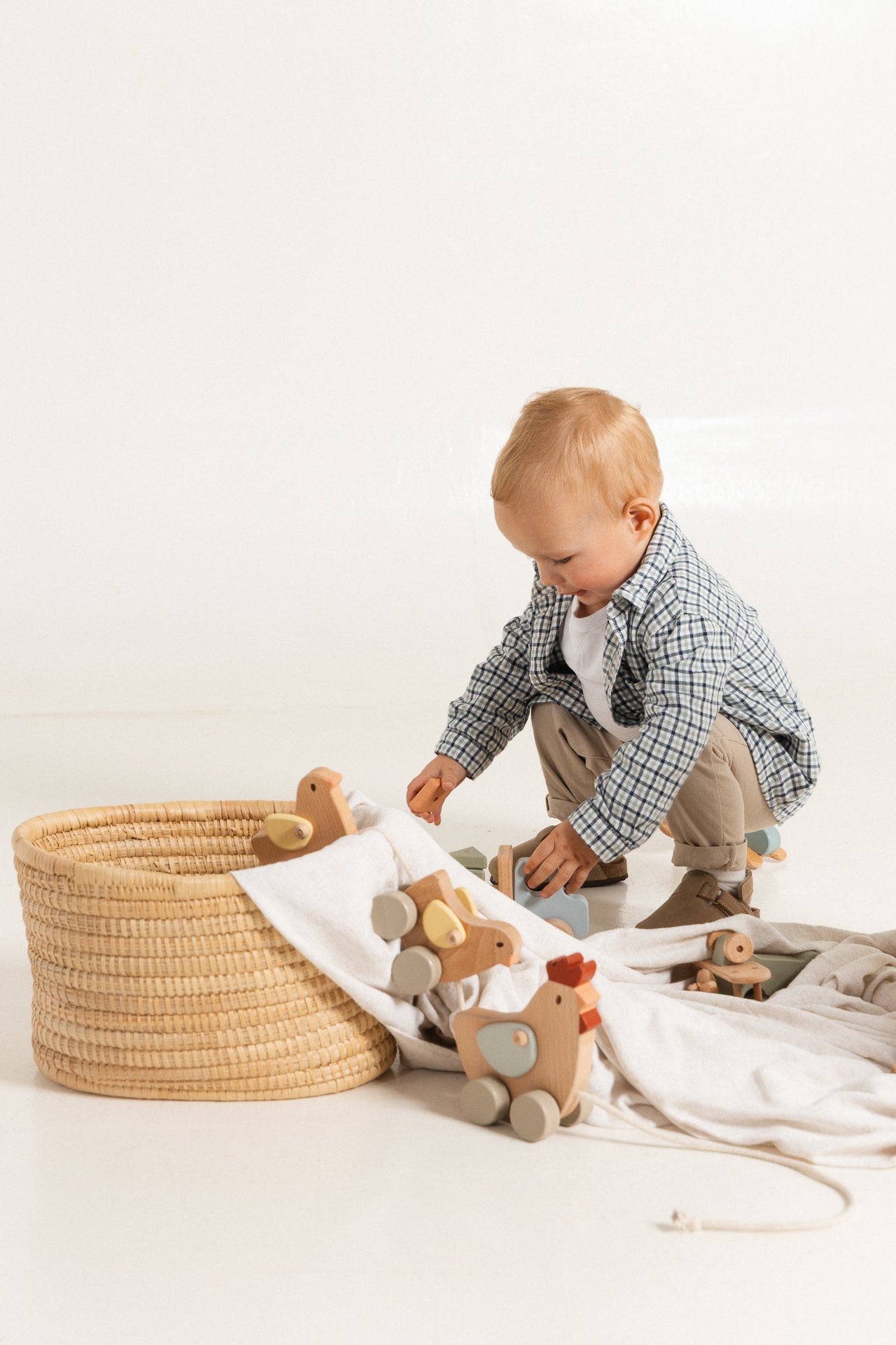Chicken Family Pull-Along Baby Wooden Toy