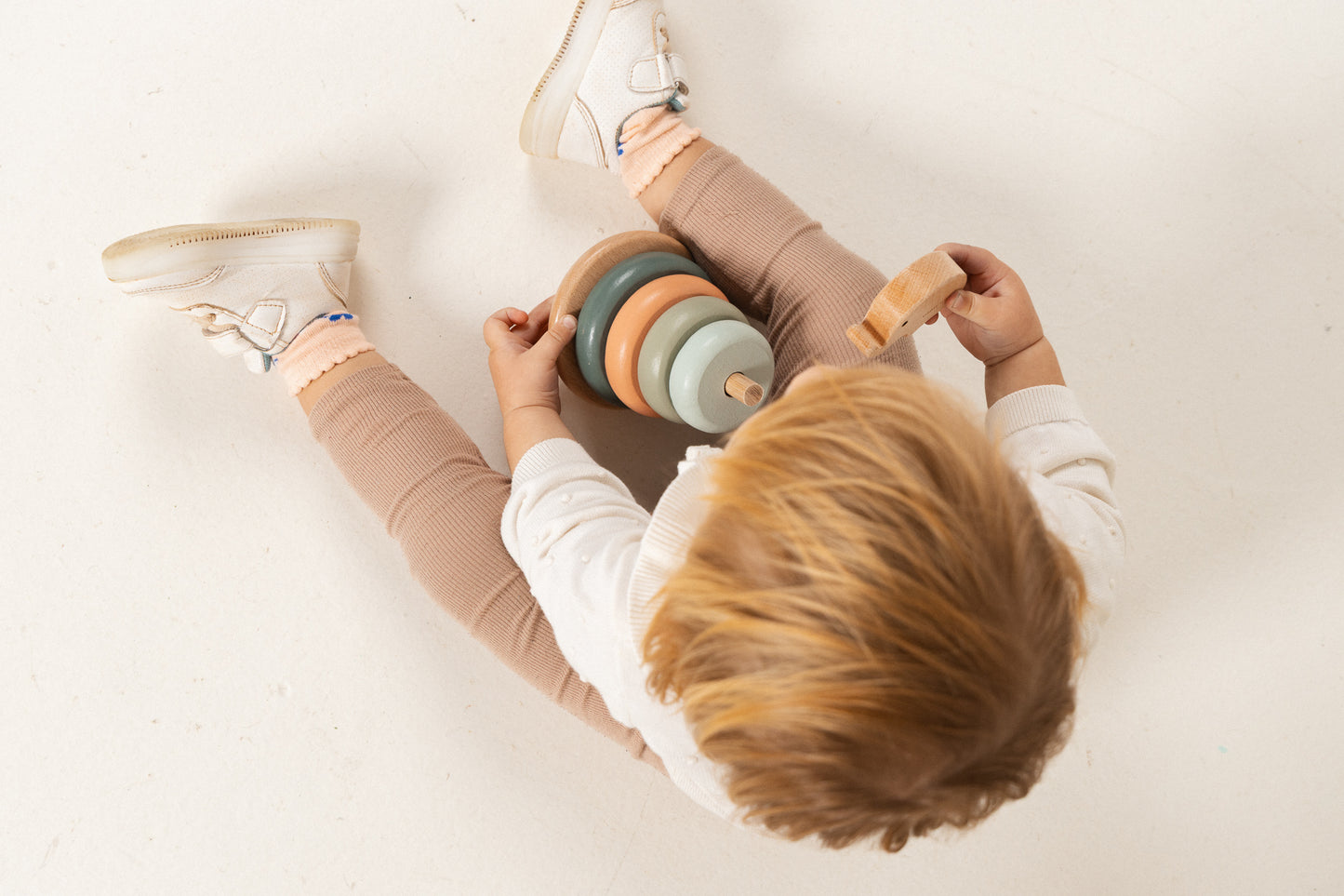 Baby Ring Stacker – Fun, Learning, and a Wobbler